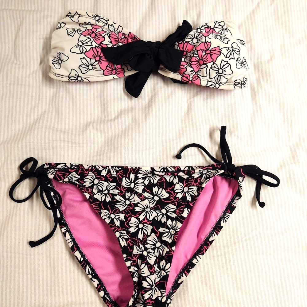 Bow Pattern Bandeau Bikini